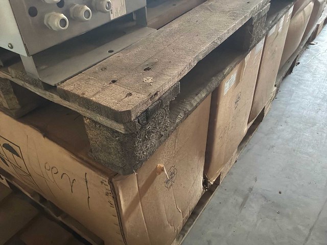 Sun profi sp2500-450 ens transformatoromvormer - afbeelding 11 van  11