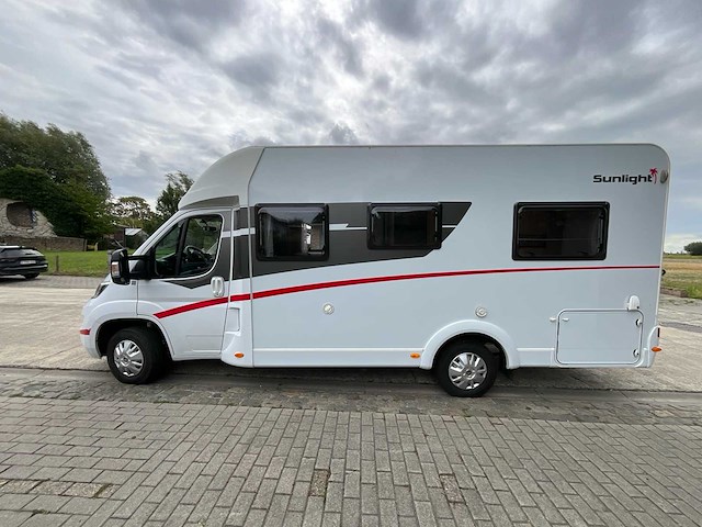 Sunlight t64 capron - afbeelding 24 van  86