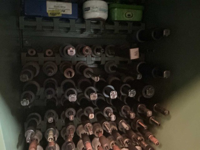Sunnen metalen werkplaatskast met inhoud - afbeelding 2 van  6