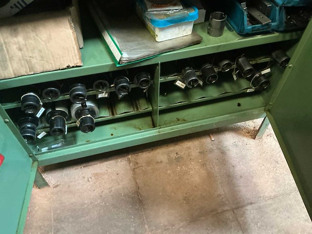 Sunnen metalen werkplaatskast met inhoud - afbeelding 6 van  6