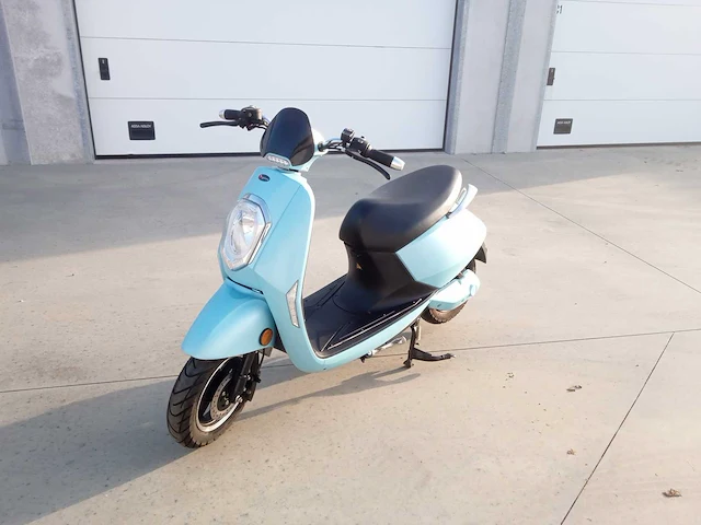 Sunra - grace - motorfiets - afbeelding 2 van  7
