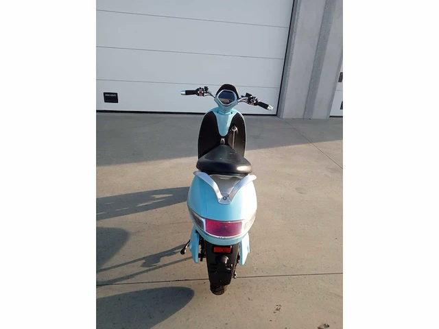 Sunra - grace - motorfiets - afbeelding 5 van  7