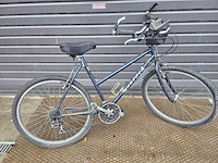 Suntech mountainbiken - afbeelding 1 van  6