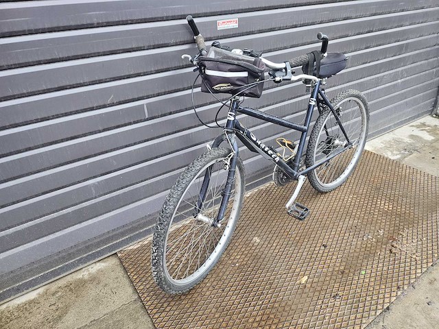 Suntech mountainbiken - afbeelding 3 van  6