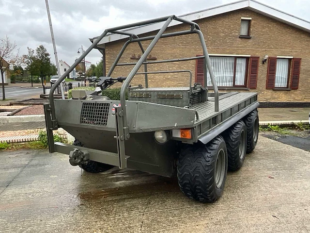 Supacat atmp 6x6 legervoertuig - afbeelding 9 van  9