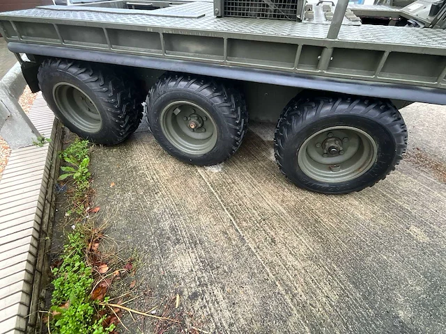 Supacat atmp 6x6 legervoertuig - afbeelding 15 van  54
