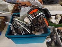 Supergrote partij fietsgerief - afbeelding 19 van  40