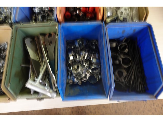 Supergrote partij fietsgerief - afbeelding 21 van  40