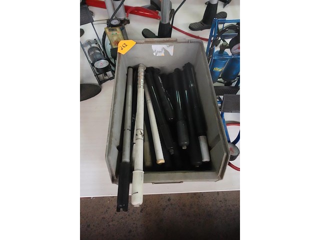 Supergrote partij fietsgerief - afbeelding 35 van  40