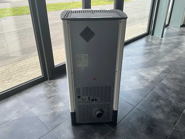 Superior sonia pelletkachel - ongebruikt (toonzaalmodel) - afbeelding 3 van  7