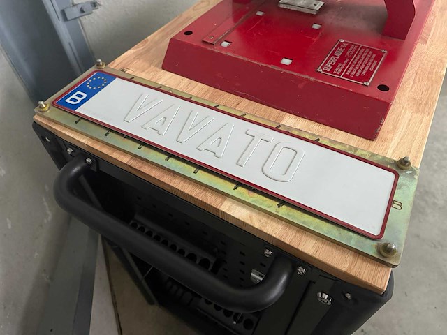 Superplaque nummerplaten ponsmachine - afbeelding 2 van  15