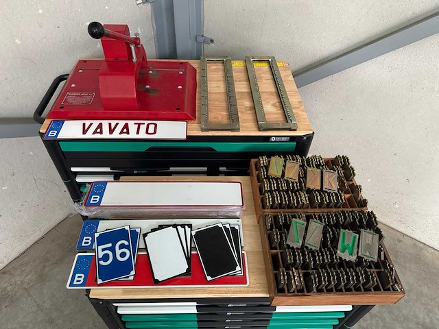 Superplaque nummerplaten ponsmachine - afbeelding 5 van  15