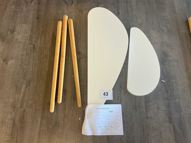 Surf gedemonteerde wandtafel - afbeelding 1 van  3