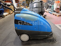 Suroil elektrische vloerborstelmachine - afbeelding 11 van  12