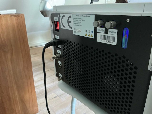 Sutech fg200b pro laser diode therapy system - afbeelding 1 van  1