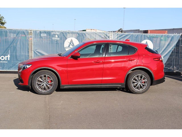 Suv alfa romeo stelvio 160pk diesel 2022 (marge) - afbeelding 1 van  1
