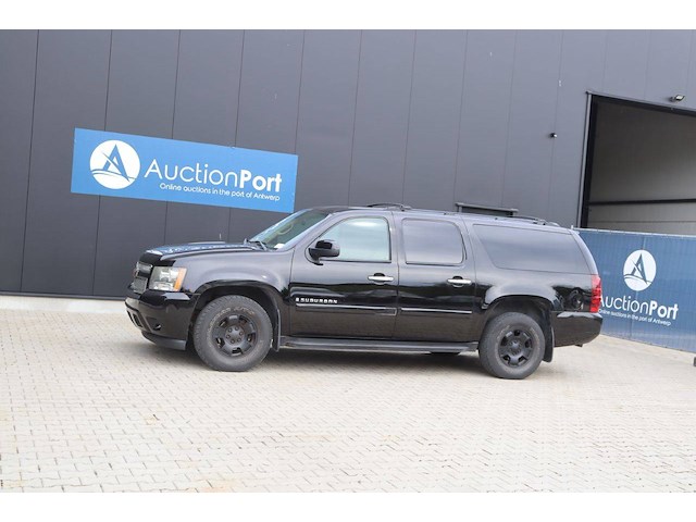Suv chevrolet suburban lpg/benzine 324pk 2007 - afbeelding 1 van  1