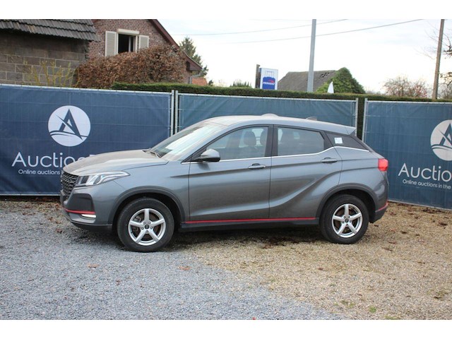 Suv dfsk fengon 500 benzine 2023 - afbeelding 1 van  1