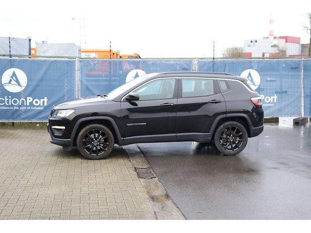 Suv jeep compass diesel 120pk 2018 (marge) - afbeelding 1 van  1