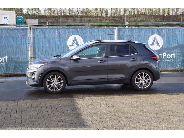 Suv kia stonic benzine 100pk 2018 (marge) - afbeelding 1 van  1