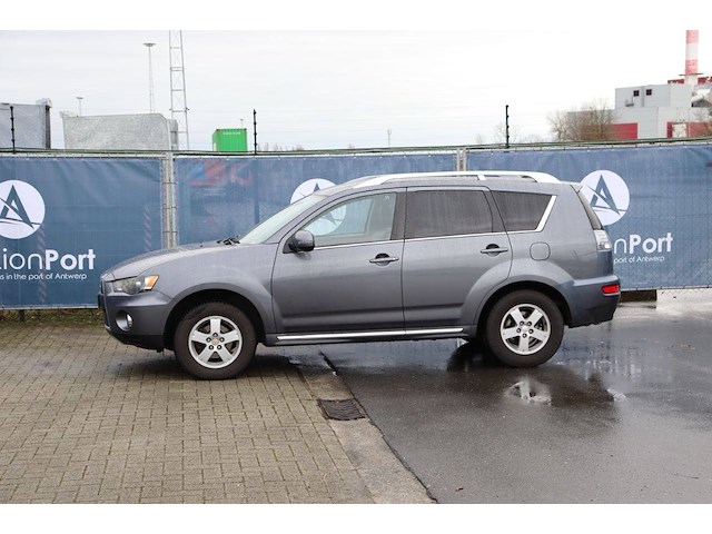 Suv mitsubishi outlander 4wd diesel 156pk 2010 (marge) - afbeelding 1 van  1
