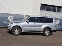 Suv mitsubishi pajero benzine 2008