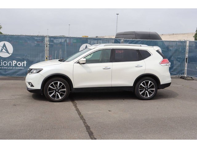 Suv nissan x-trail diesel 130pk 2016 (marge) - afbeelding 1 van  1