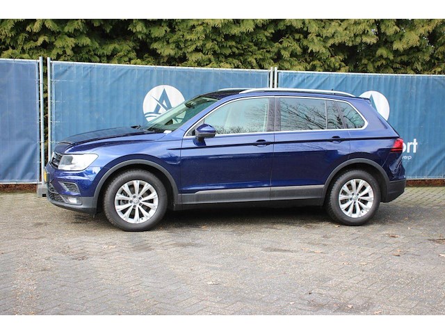 Suv volkswagen tiguan 1.5 tsi comfortline business benzine 131pk 2020 - afbeelding 1 van  1