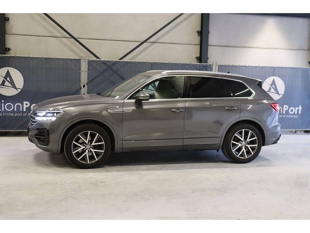 Suv volkswagen touareg 3,0 tdi diesel 286pk 2019 (marge) - afbeelding 1 van  1