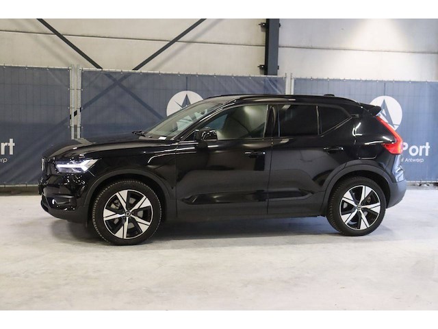 Suv volvo xc40 recharge elektrisch 232pk 2022 - afbeelding 1 van  1