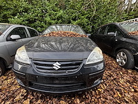 Suziki liana, 2005 - afbeelding 2 van  8