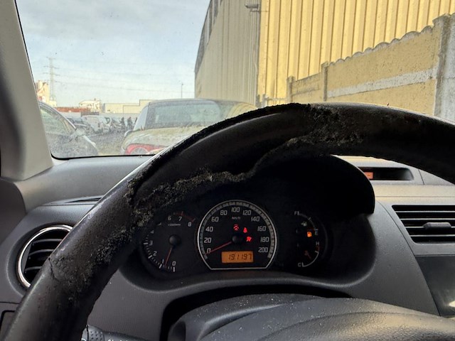 Suziki swift, 2006 - afbeelding 10 van  35