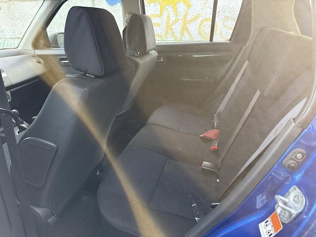 Suziki swift, 2006 - afbeelding 11 van  35