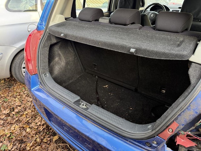 Suziki swift, 2006 - afbeelding 15 van  35