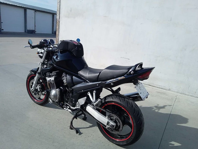 Suzuki - bandit 1200 - motorfiets - afbeelding 4 van  9