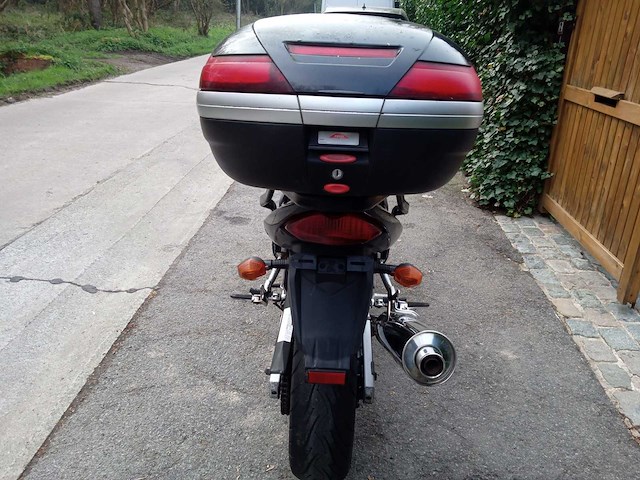 Suzuki - bandit gsf 650 - motorfiets - afbeelding 6 van  8