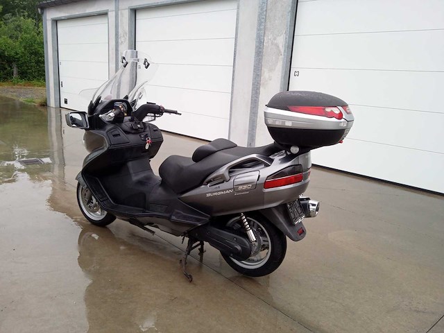 Suzuki - burgman 650 - motorfiets - afbeelding 4 van  10
