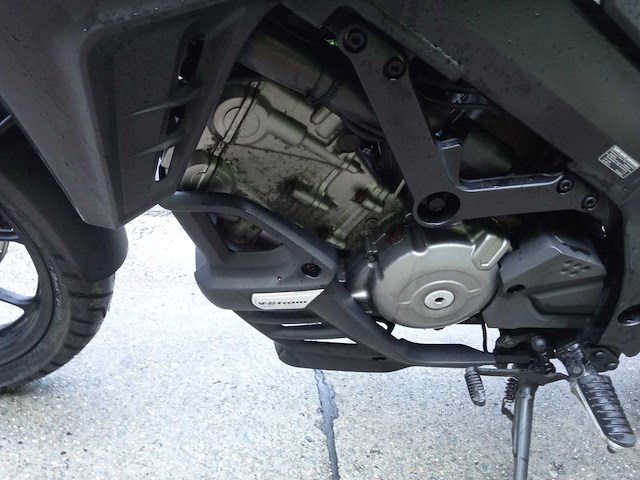 Suzuki - dl 650 v storm - motorfiets - afbeelding 5 van  11