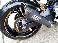 Suzuki - gsr750 - motorfiets - afbeelding 6 van  10