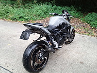 Suzuki - gsr750 - motorfiets - afbeelding 4 van  10