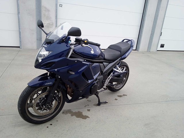 Suzuki - gsx 1250 f bandit - motorfiets - afbeelding 10 van  11
