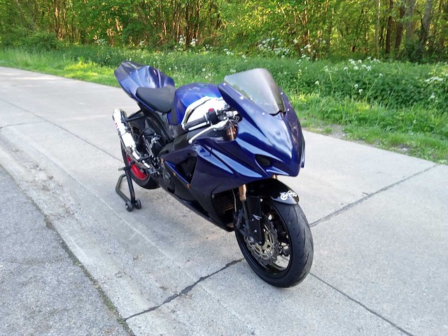 Suzuki - gsx r 1000 - motorfiets - afbeelding 5 van  10