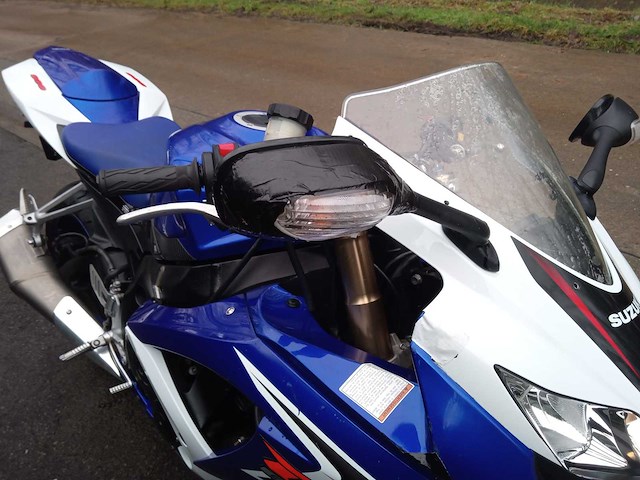Suzuki - gsx r 600 - motorfiets - afbeelding 9 van  11