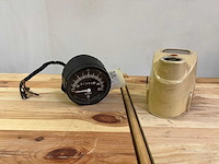 Suzuki - kilometerteller / snelheidsmeter (2x) - afbeelding 1 van  6