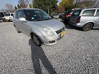 Suzuki - swift - 1.3 exclusive - car - 2009 - afbeelding 13 van  17