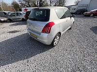 Suzuki - swift - 1.3 exclusive - car - 2009 - afbeelding 16 van  16
