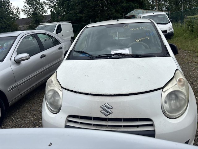 Suzuki alto - afbeelding 2 van  9