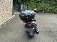 Suzuki burgman 400 motorfiets - afbeelding 16 van  16
