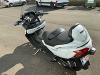 Suzuki burgman 650 motorfiets - afbeelding 18 van  24