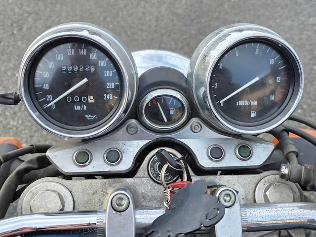 Suzuki gsx 750 moto - afbeelding 6 van  7